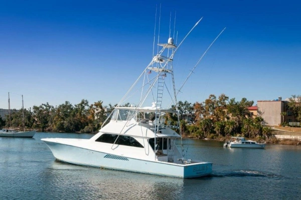 2001 Viking 61