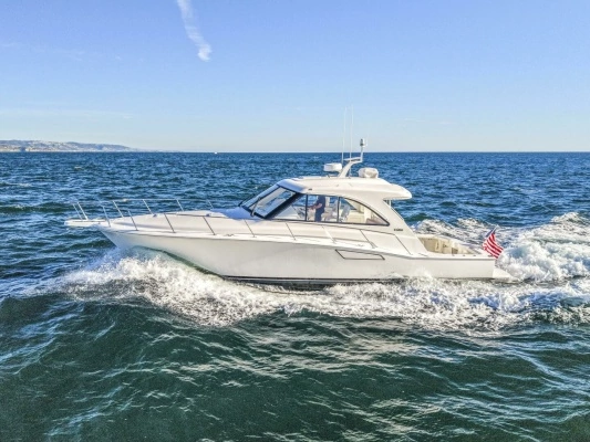 2012 Cabo 44