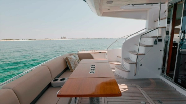2011 Princess 64