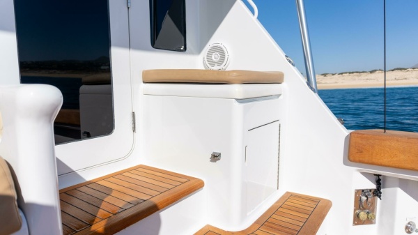 Sinyorita Salada 60ft Hatteras Yacht For Sale
