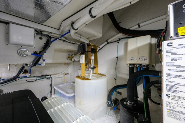 4th Quarter 46ft Cruisers Yacht For Sale