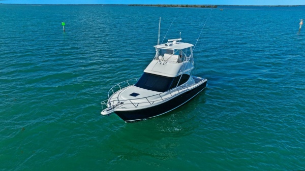 Salty Dach 39ft Tiara Yachts Yacht For Sale
