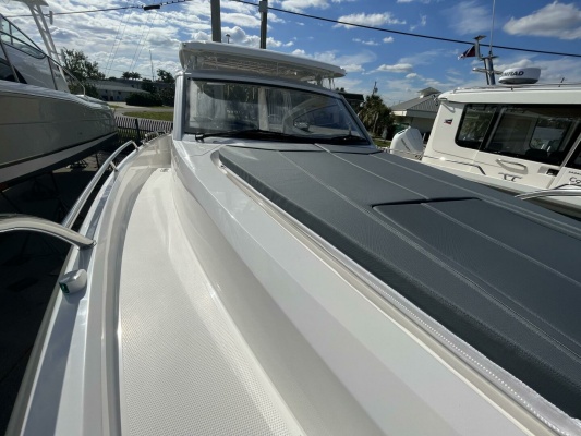 In Stock 2024 Nimbus W9 279 30ft Nimbus Yacht For Sale