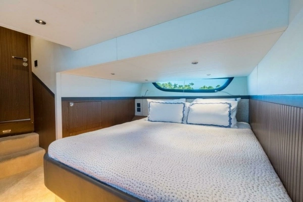 ECLIPSE 505 Shadow Yacht For Sale