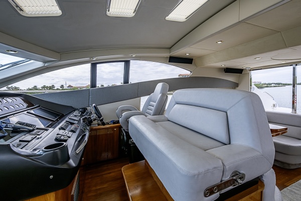 Sunseeker 62 EAGLE II - Helm