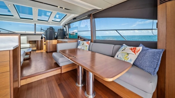 2019 Princess 65