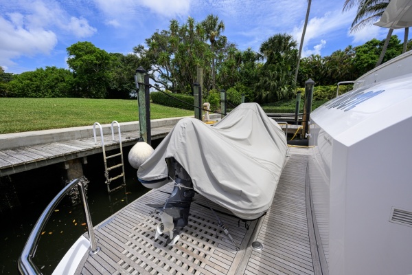 Midnight Moon 85ft Horizon Yacht For Sale