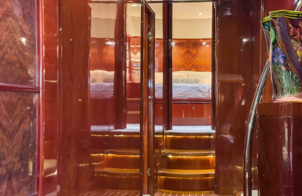 JusMad 80ft Ocean Alexander Yacht For Sale
