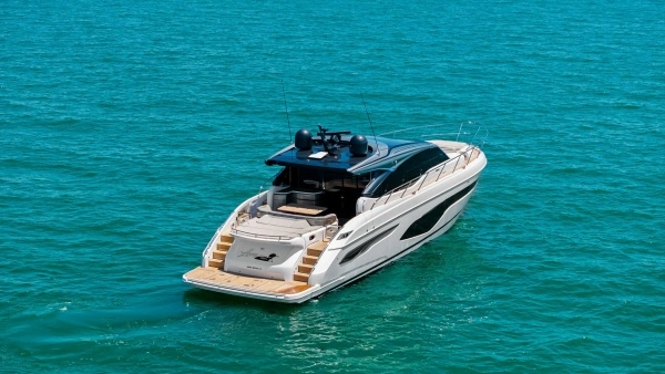 2019 Princess 65