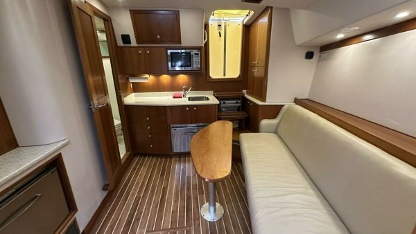 SQUID INC 36ft Albemarle Yacht For Sale