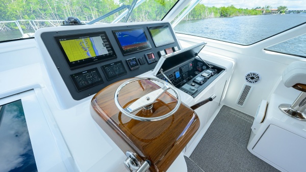 Chelsea Hunter 44ft Viking Yacht For Sale