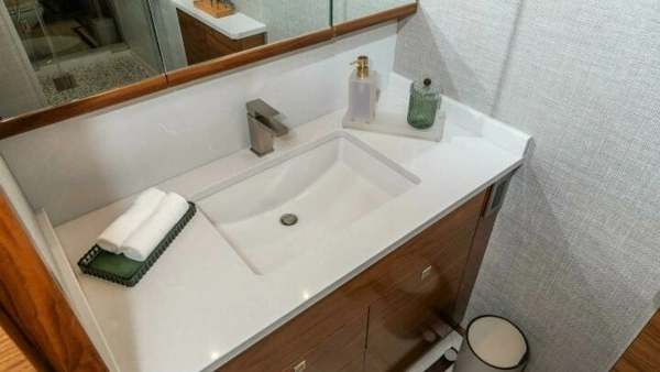 Viking 90C Yacht For Sale