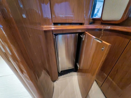 2011 Viking 76