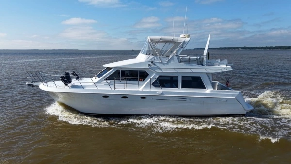2001 Navigator 48
