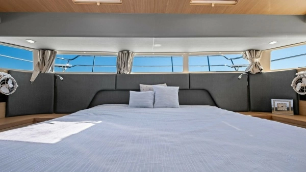 Aquila 54 Yacht Yacht For Sale