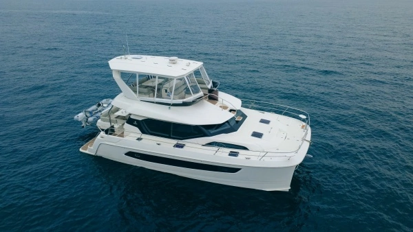 2023 Aquila 44