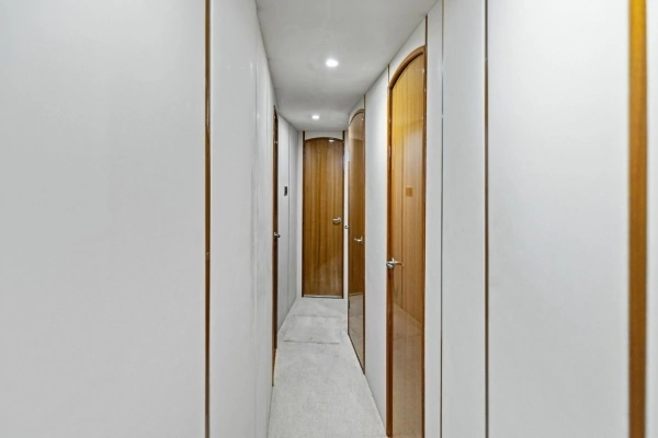 2008 Viking 68
