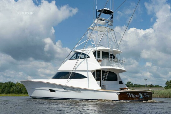 2027 Viking 82EB 82ft Viking Yacht For Sale