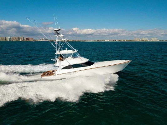 2020 Viking 62