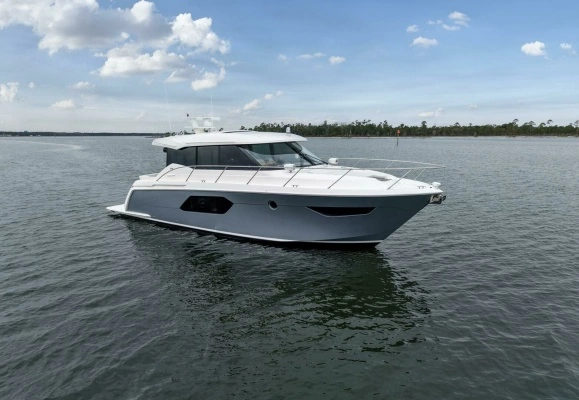 2019 Tiara Yachts 49