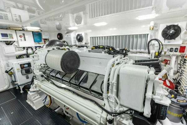 2026 Viking 82