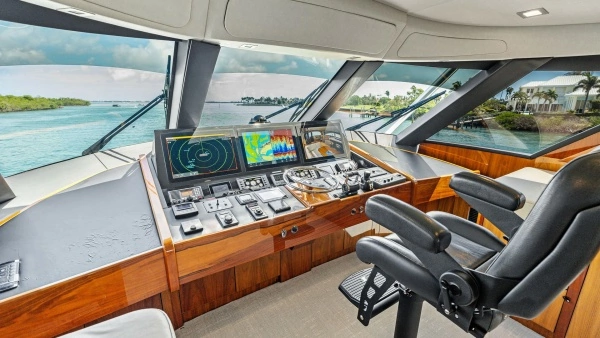 2016 Viking 80