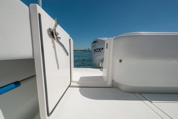El Cadejo 39ft Contender Yacht For Sale