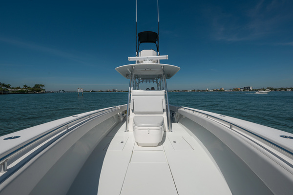 Contender 39 Yacht For Sale