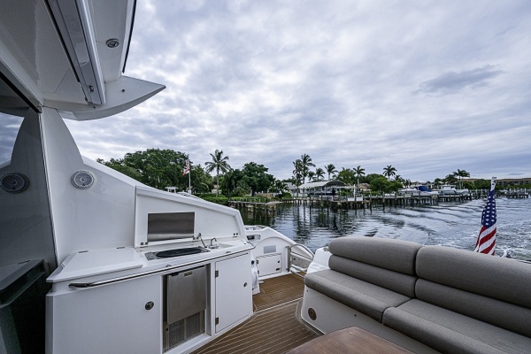 Sunseeker 62 EAGLE II - Cockpit