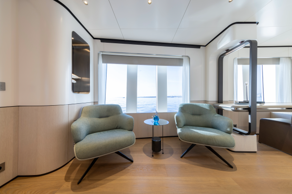 BEE EXPLORER 116ft Custom Yacht For Sale