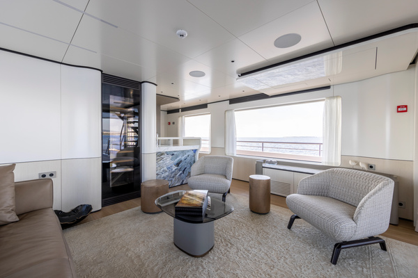 2025Custom 116 ft Art Shipyard   BEE EXPLORER