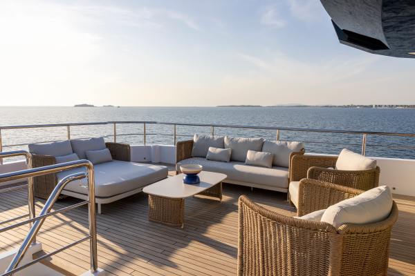 BEE EXPLORER 116ft Custom Yacht For Sale