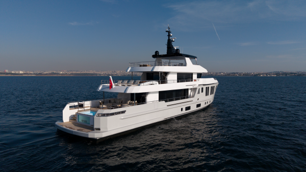 BEE EXPLORER 116ft Custom Yacht For Sale