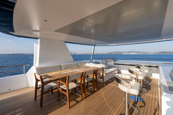 BEE EXPLORER 116ft Custom Yacht For Sale