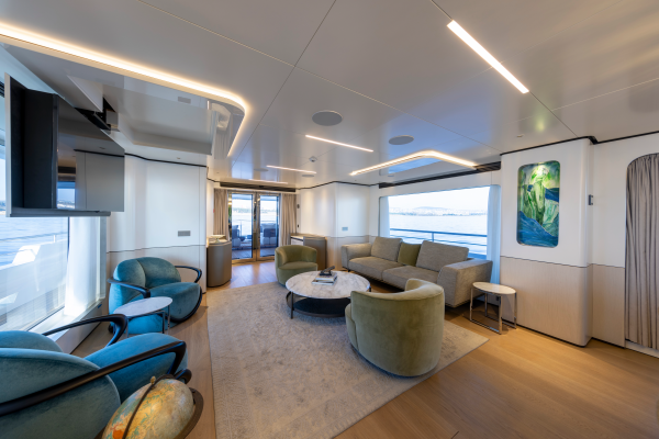 BEE EXPLORER 116ft Custom Yacht For Sale