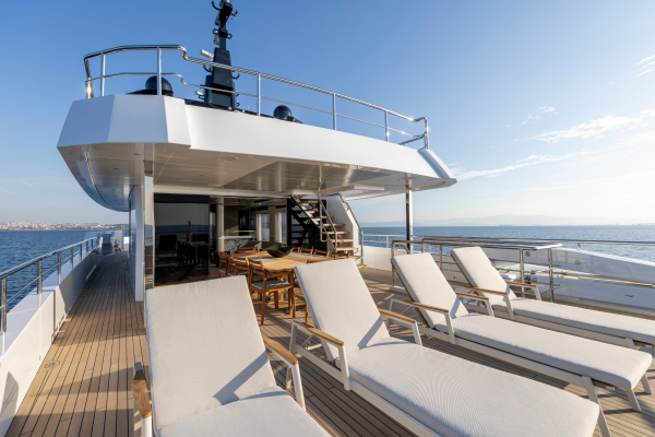 BEE EXPLORER 116ft Custom Yacht For Sale