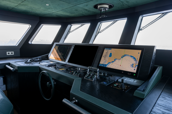 BEE EXPLORER 116ft Custom Yacht For Sale