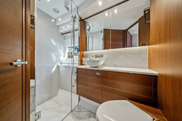 R amp R 50ft Princess Yacht For Sale