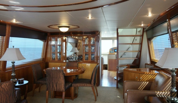 Kathleen 74ft Lazzara Yachts Yacht For Sale