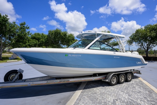 Boston Whaler 32 - Veronica