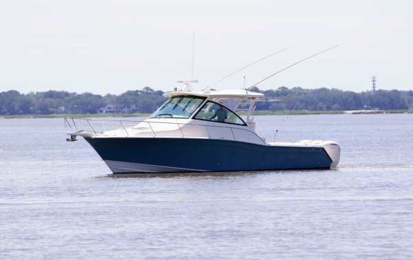 TRIPLE NET 37ft Grady White Yacht For Sale