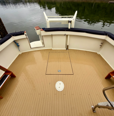 Big Sky 37ft Tollycraft Yacht For Sale