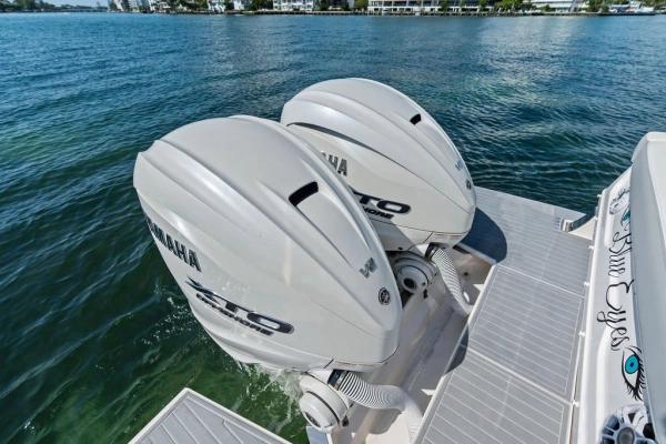 2024 Regal 36