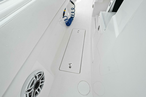 Galati Yacht Sales Trade 40ft Intrepid Yacht For Sale