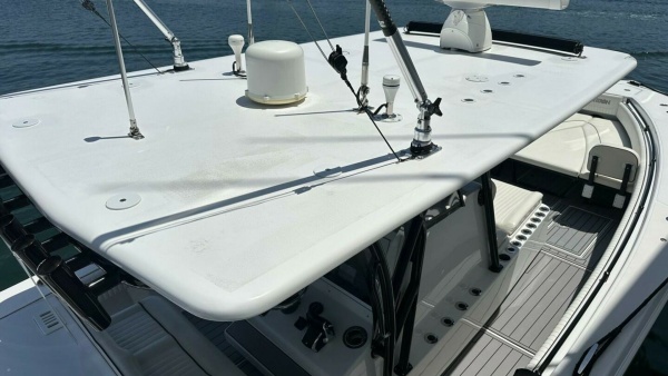 CHIRON39 39ft SeaHunter Yacht For Sale