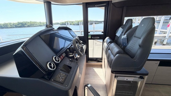 MAVI 57ft Absolute Yacht For Sale