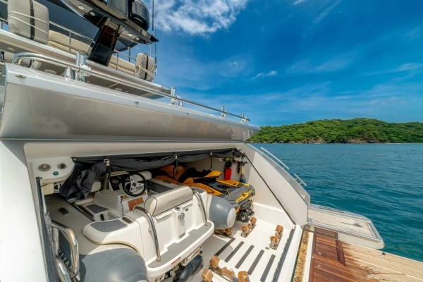 Azimut 77S Yacht For Sale