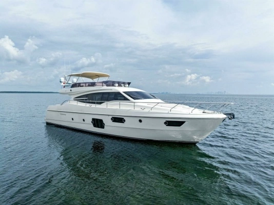 2013 Ferretti Yachts 62