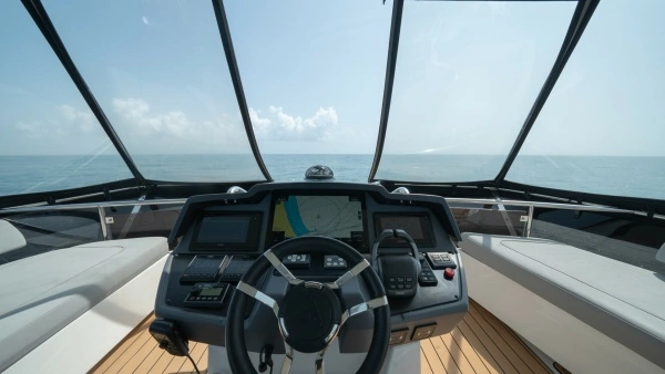 2021 Aquila 44