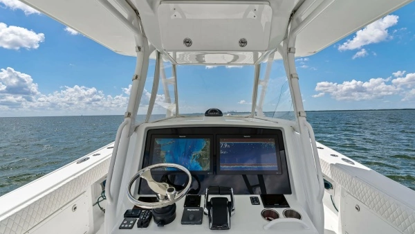 Yellowfin 39 Center Console  Yacht For Sale